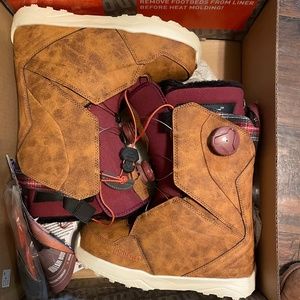 Thirty-Two Lashed Double Boa Brown Women’s Snowboarding Boots Sz 8.5
